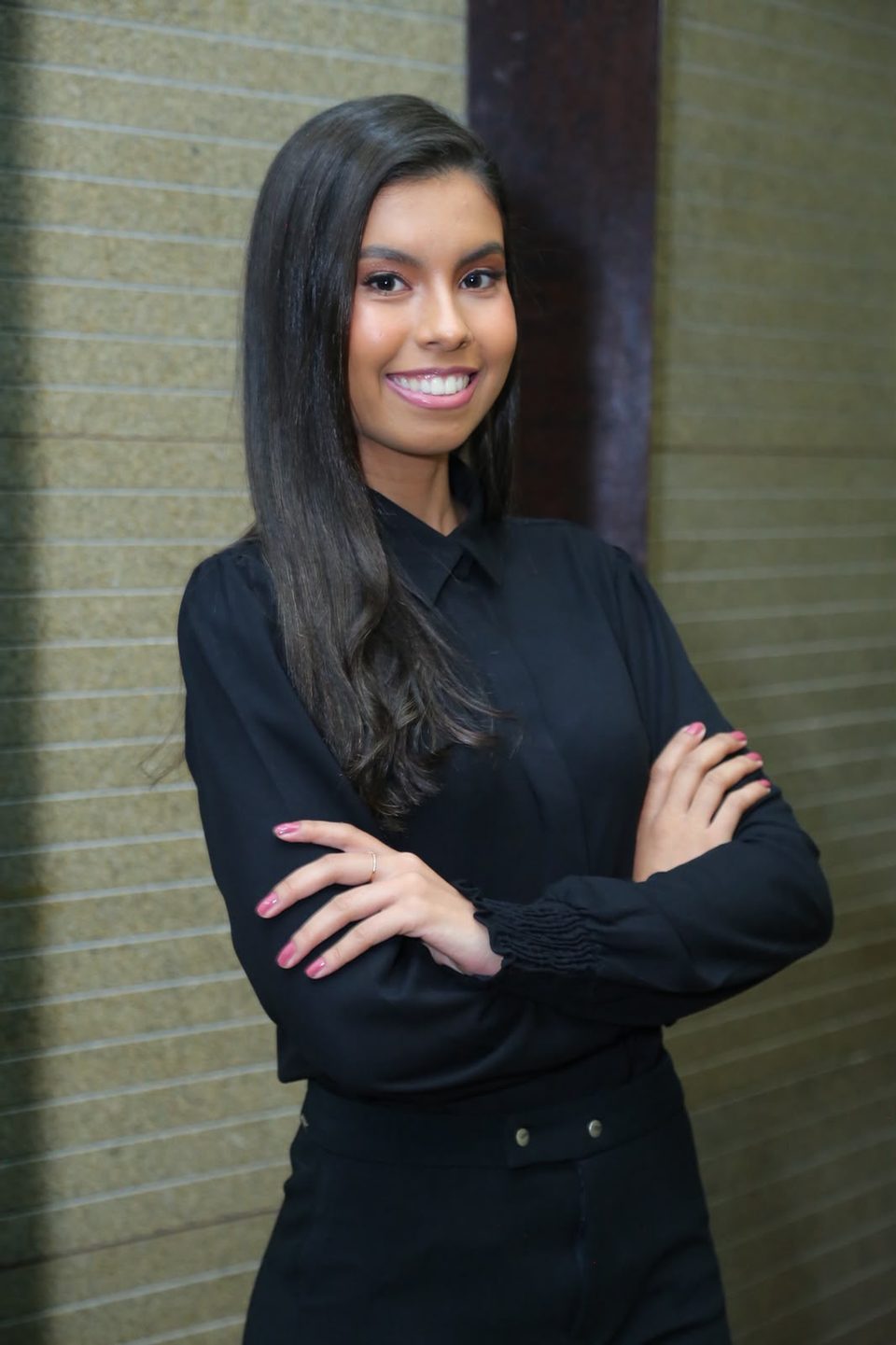 Dra. Ellen Valgas, cirurgiã-dentista no Centro de Belo Horizonte